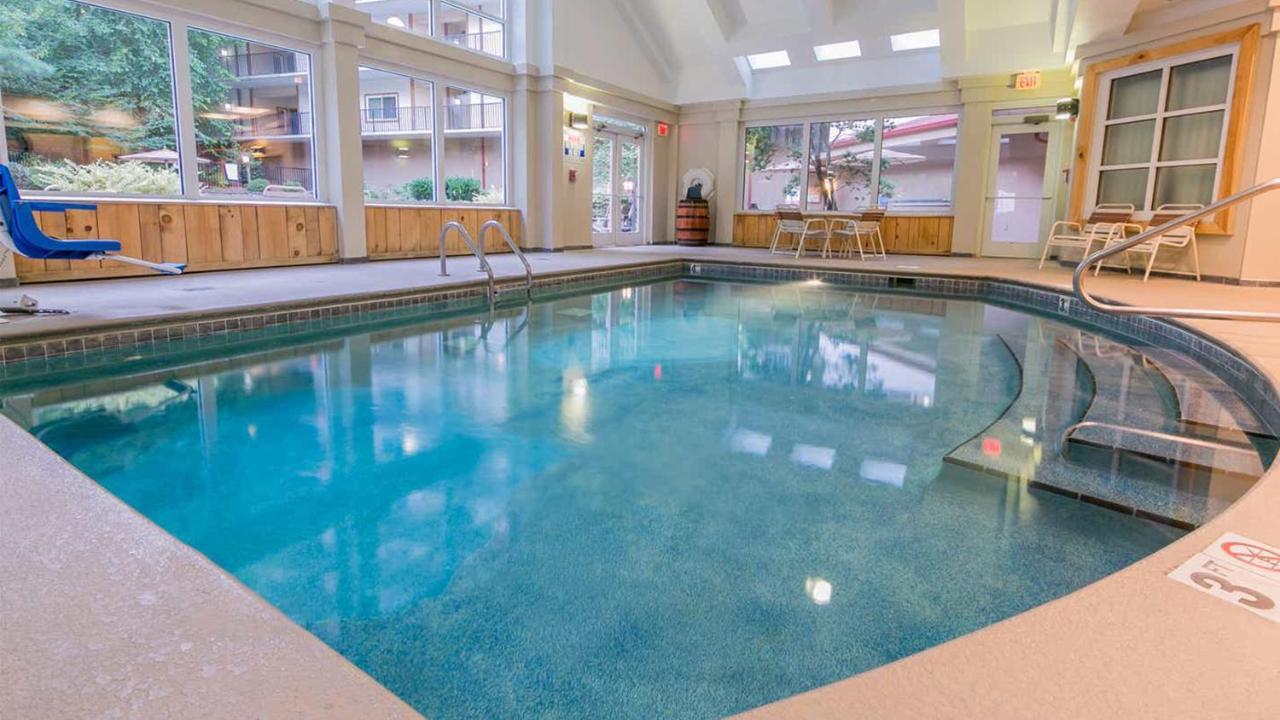Holiday Inn Club Vacations Smoky Mountain Resort Гатлинбург Экстерьер фото