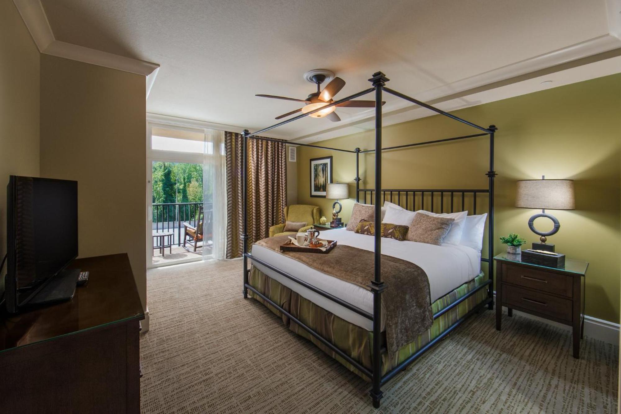 Holiday Inn Club Vacations Smoky Mountain Resort Гатлинбург Экстерьер фото